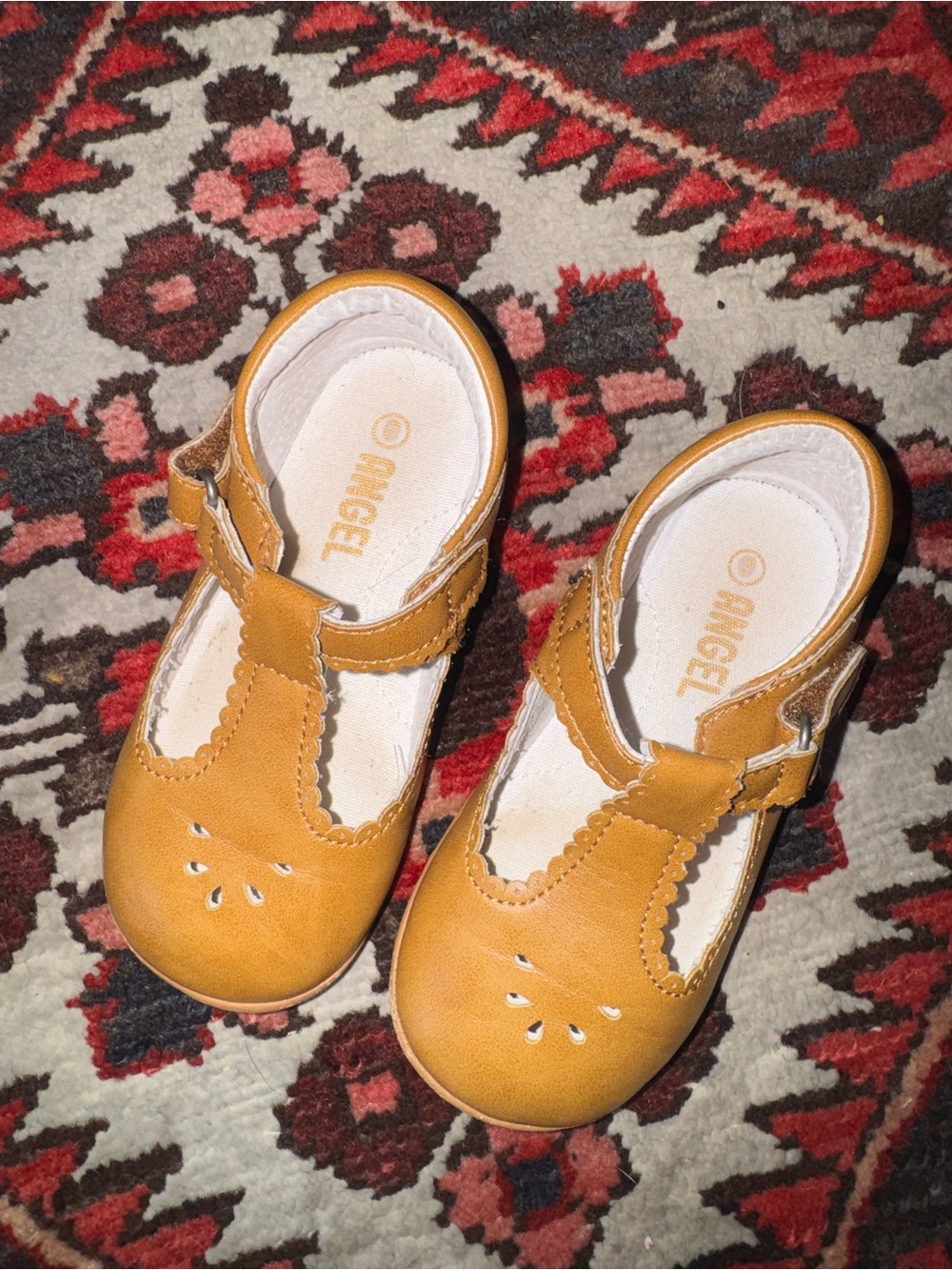 Toddler Leather Style Mary Janes!